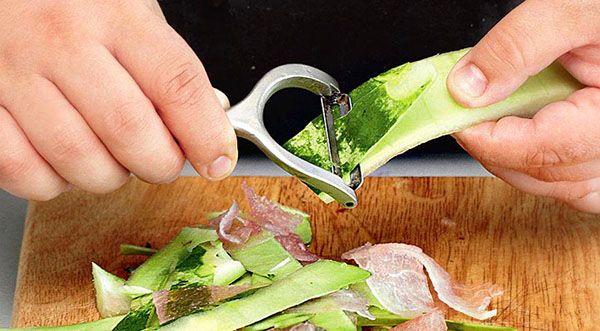 знімають зелену частину кірки