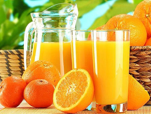 Свіжовіджатий апельсиновий сік надійний захист від застуди