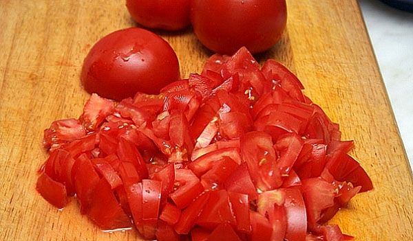 подрібнити помідори