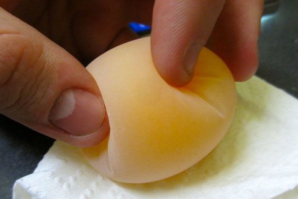 Зовнішній вигляд яйця при запаленні яйцевода
