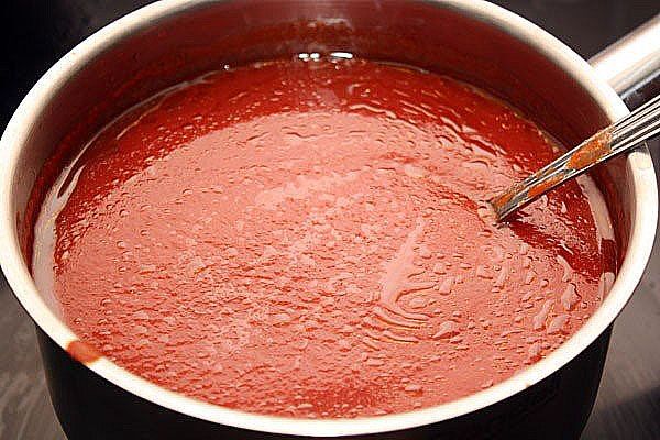 варити томатний соус