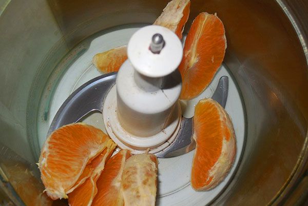 подрібнити апельсини в блендері