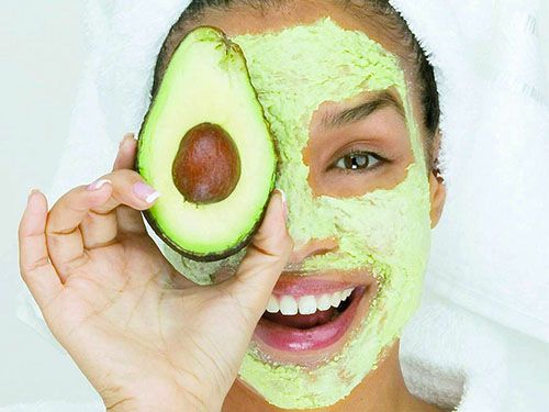 маска з авокадо для обличчя