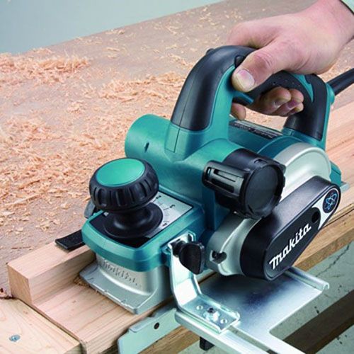 Рубанок Makita RP 0810C