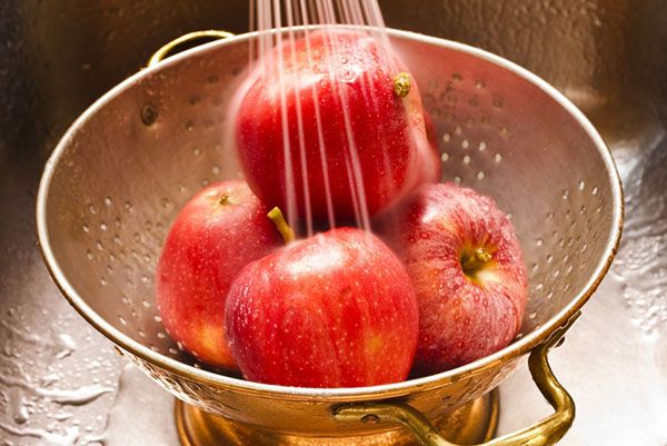помити яблука для компоту