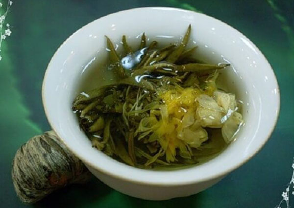 чай з перстачу білої