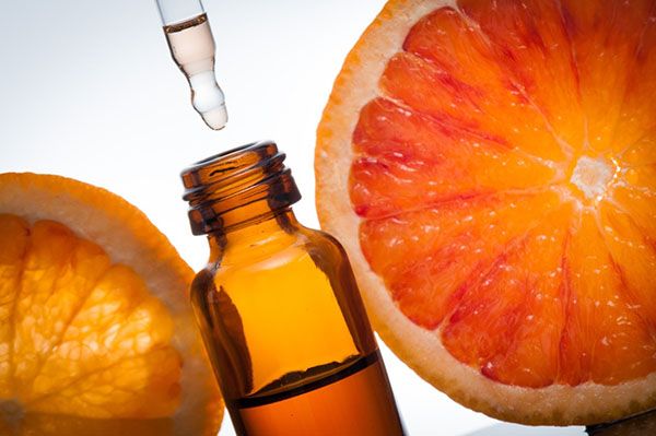 в догляді за шкірою використовуємо олію апельсина