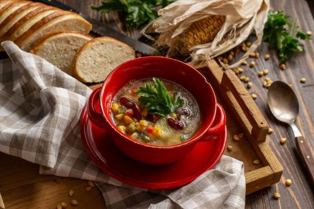 Мексиканський суп з кукурудзою і квасолею - просто і доступно