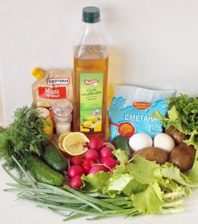 Інгредієнти для весняного листкового салату