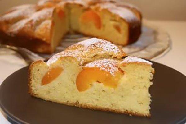 смачний пиріг з абрикосами