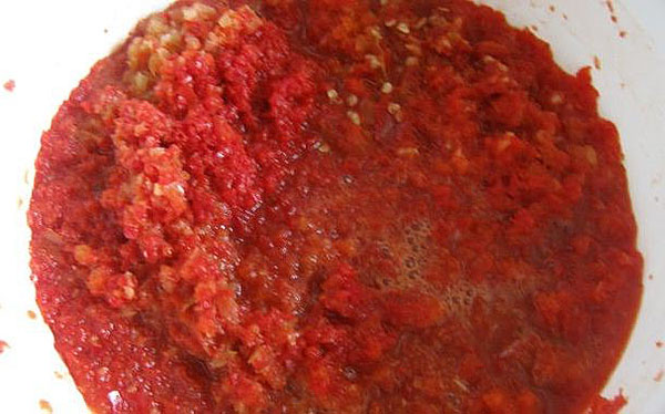 проварити томатну пасту