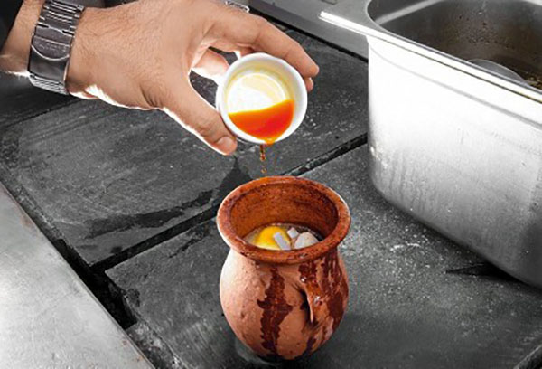 додати настій шафрану