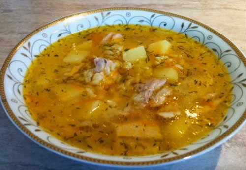 гарячий смачний суп
