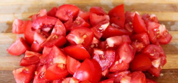 Смачні салати з помідорів на зиму - 10 кращих рецептів